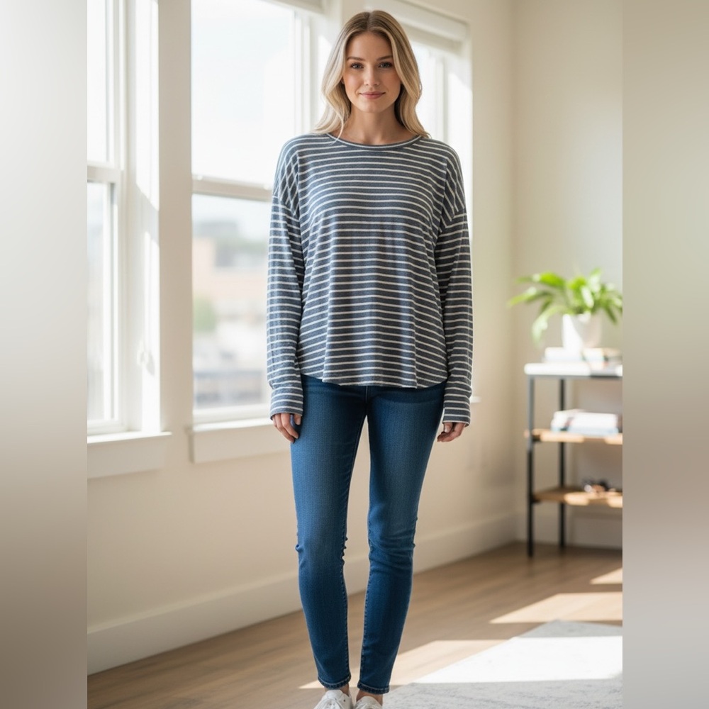 Vince 100% linen Striped Long Sleeve Shirt blue size large nautical preppy B079